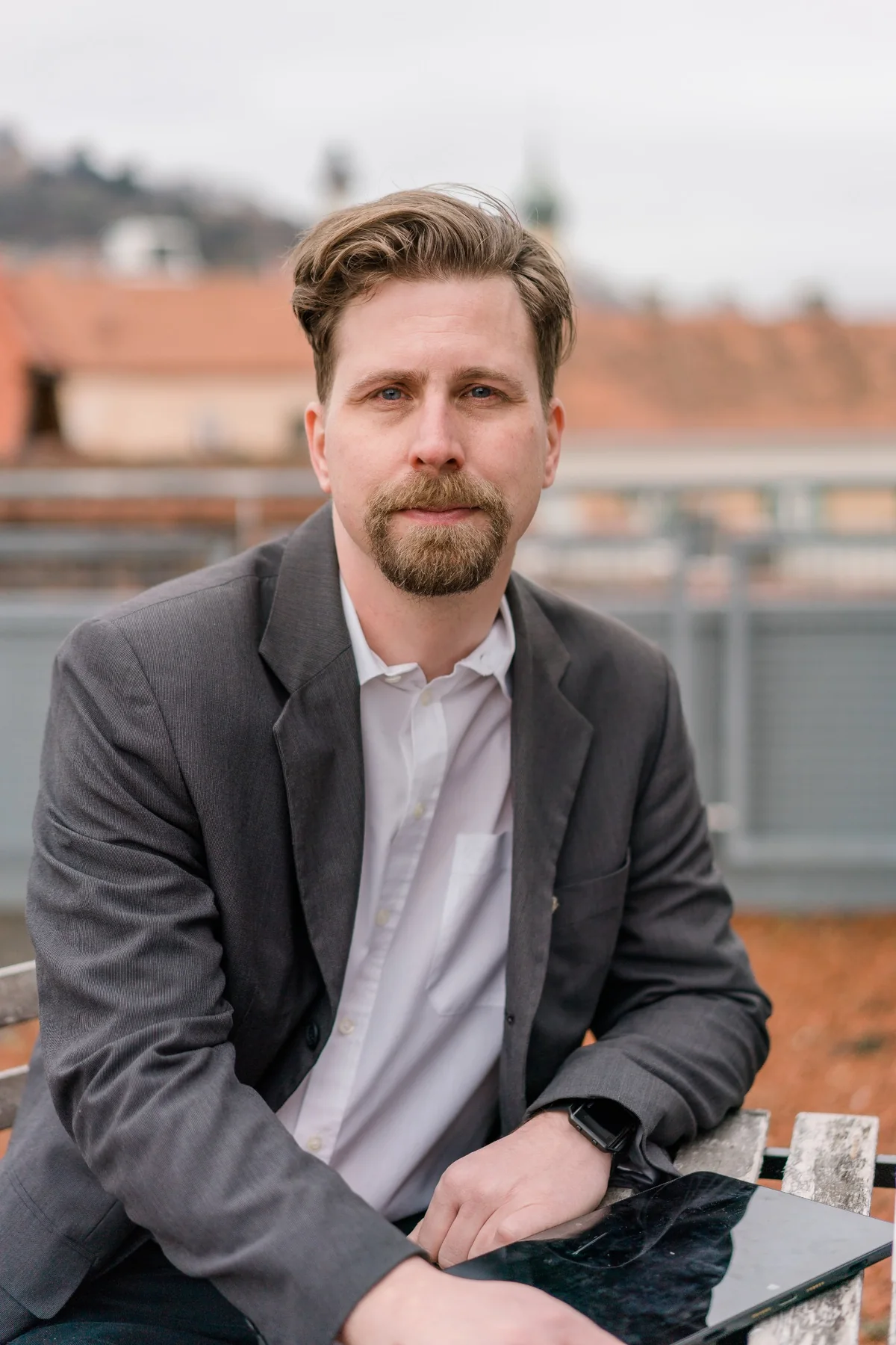 Jürgen Ebner in einem professionellen Business-Porträt