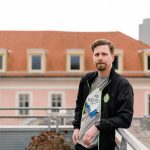 Porträt von Jürgen Ebner, Experte für IT-Sicherheit und Datenschutz, auf der Startseite seiner Website.